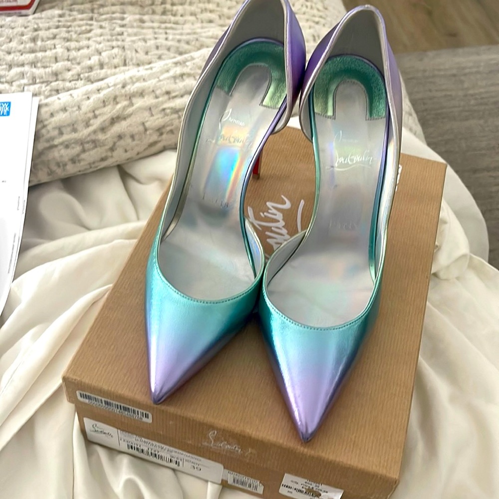 Louboutin Iriza 100 size 39